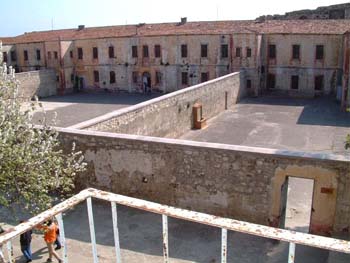 sinop-cezaevi